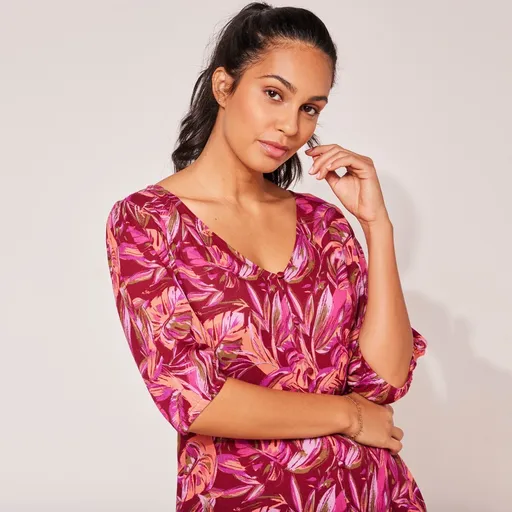 Bluză cu nasturi și imprimeu cu frunze