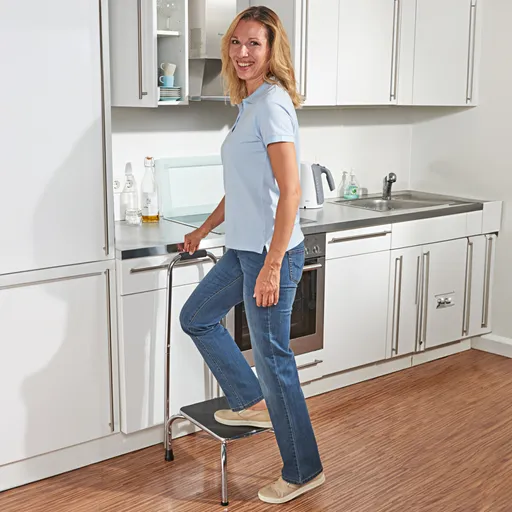 Treaptă cu bară de sprijin