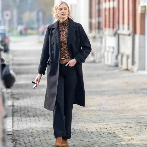 Palton cu închidere dublă cu nasturi, lungime aprox. 110 cm