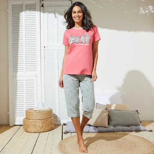 Pijama cu pantaloni 3/4, imprimeu oraș și stele