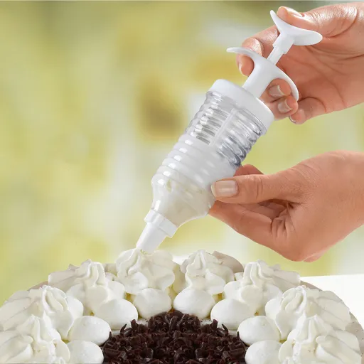 Seringă pentru ornat