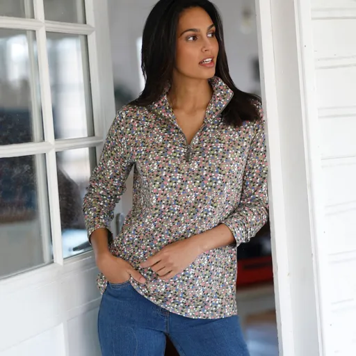 Tricou cu guler înalt, fermoar și imprimeu