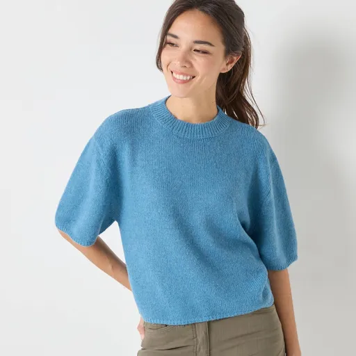 Pulover lejer cu mâneci până la cot și un amestec de mohair și lână