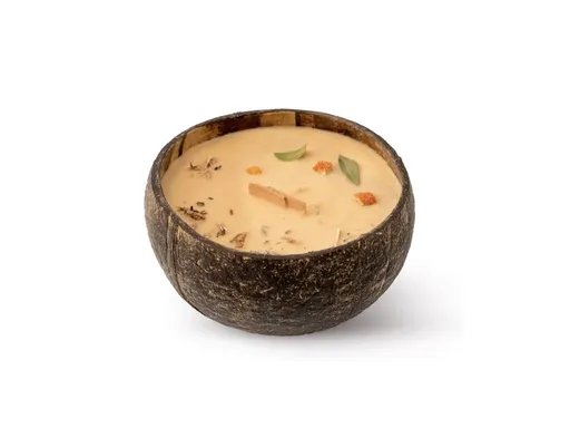Tropikalia Lumânare în cocos - aromă Santalwood & Tangerine 500 g