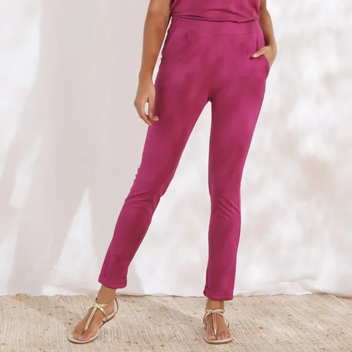 Pantaloni strâmți monocromi realizați din tricot aerisit