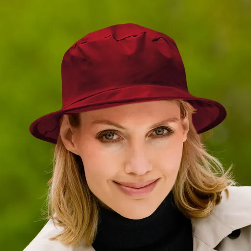 Pălărie de ploaie bordo