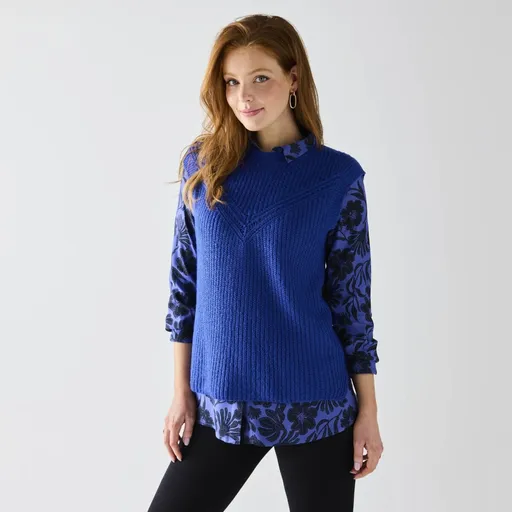 Vestă simplă tricotată cu broderie