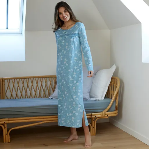 Cămașă de noapte cu mâneci lungi și imprimeu cu fluturi