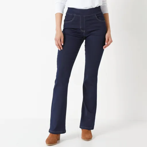 Blugi bootcut pentru siluete înalte