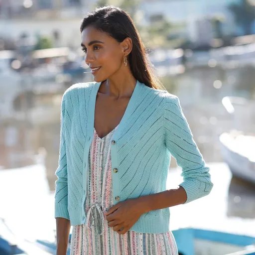 Pulover cu nasturi din acrilic