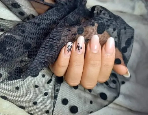 Manseta Decor Poze Negru cu Buline Negre