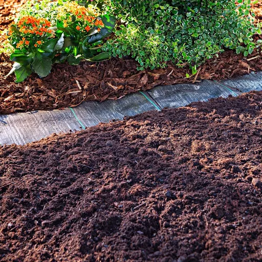 Folie textilă pentru grădină