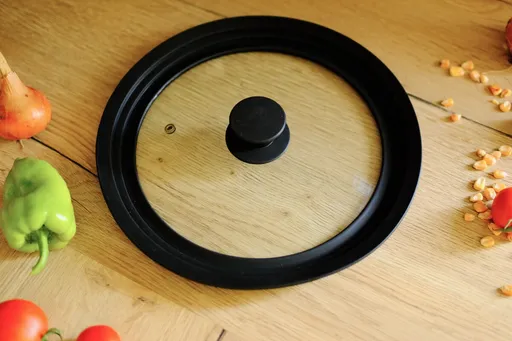 Capac universal din silicon, diametru 24/26/28 cm