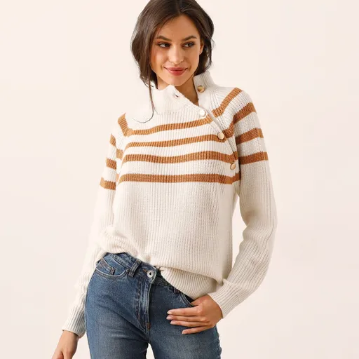 Pulover în dungi cu guler înalt