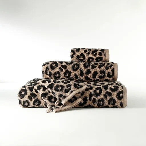 Set de prosoape de baie din țesături terry cu motiv jacquard din blană animală 450g/m2