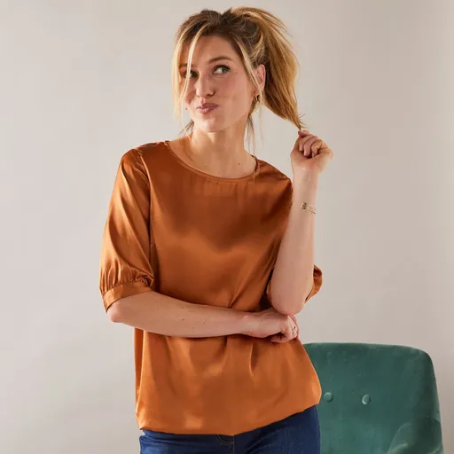 Bluză din satin cu decolteu rotund și mâneci până la cot