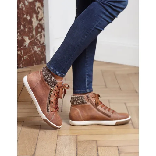 Teniși până la gleznă cu finisaj tricotat