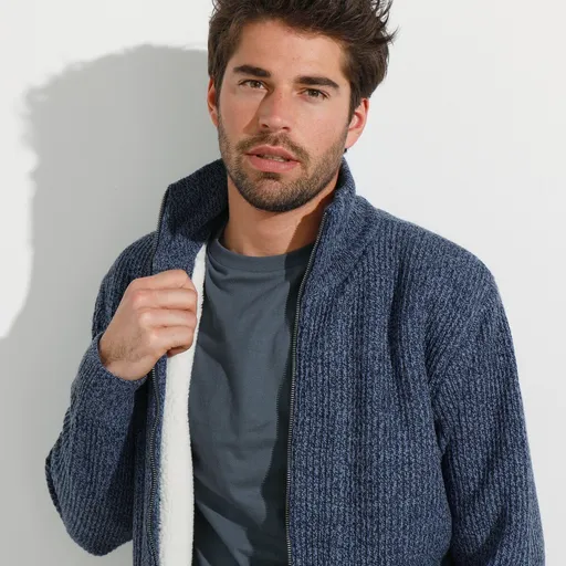 Cardigan căptușit călduros, tricotat fin cu 30% lână