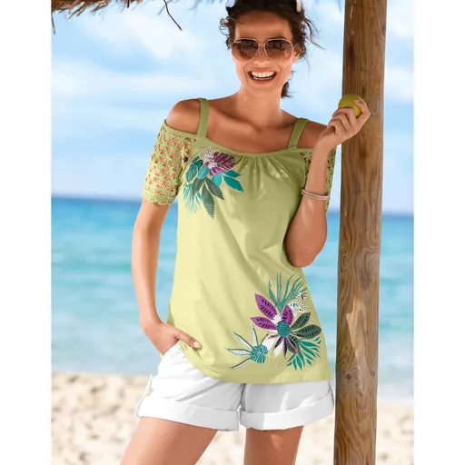 Tricou cu macrameu și umeri expuși