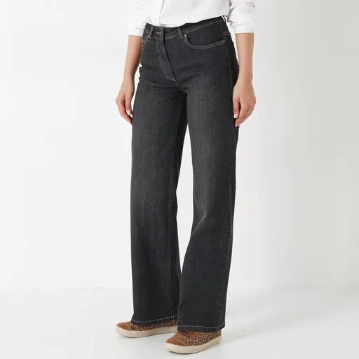 Blugi elastici, dacă aveți sub 165 cm înălțime, lungimea interioară a piciorului 75 cm