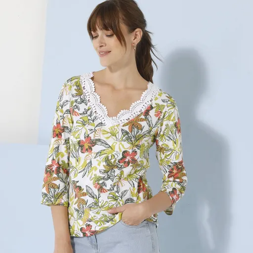 Tricou cu mâneci 3/4 și dantelă