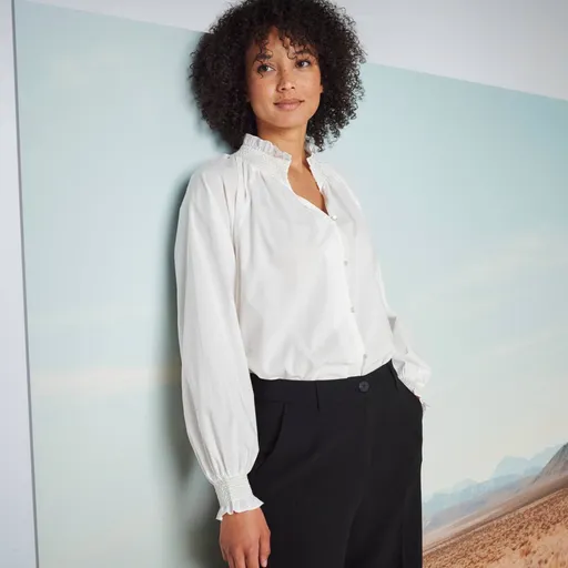 Bluză cu mâneci încrețite și pliuri, culoare uni