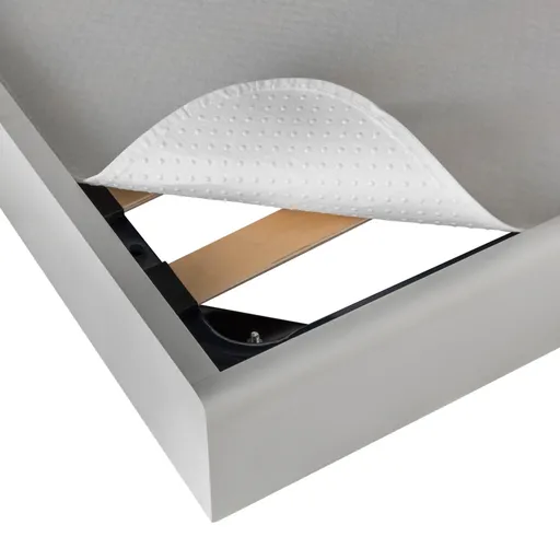 Izolator antiderapant pentru saltea