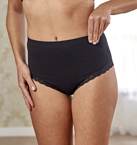 Chiloți de dantelă