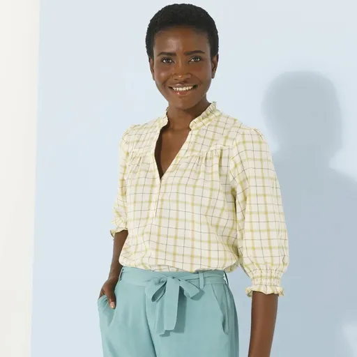 Bluză în carouri cu mâneci lungi până la cot