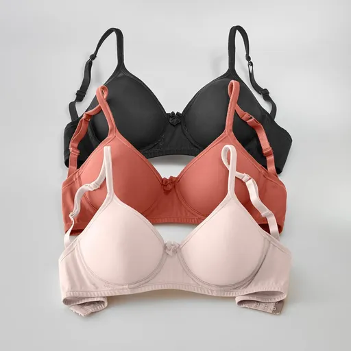 Set de 3 sutiene discrete din microfibră, cu armătură