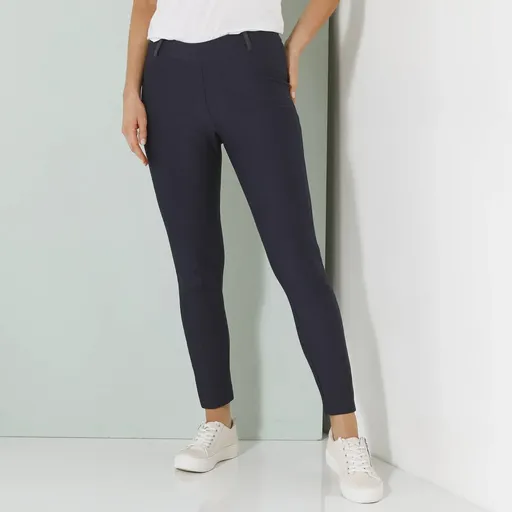 Pantaloni confortabili cu talie elastică