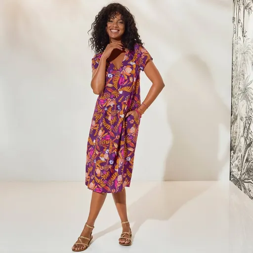 Rochie lată cu imprimeu și mâneci scurte