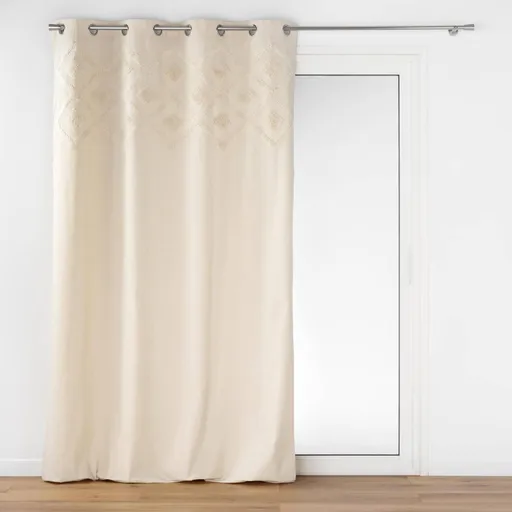 Perdea cu diamante din tafta