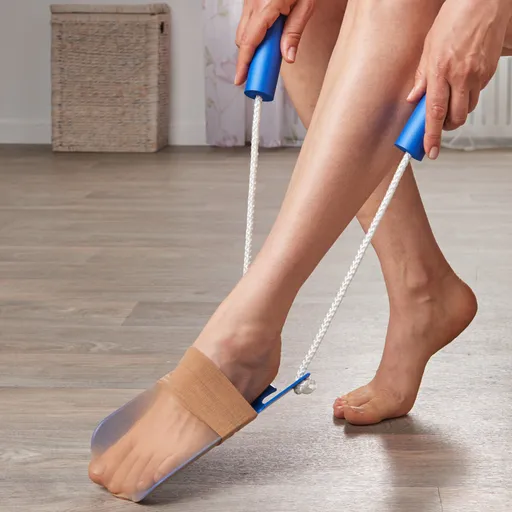 Accesoriu pentru introducerea ciorapilor